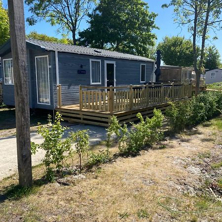 4 Persoons Chalet Hz 21 Lauwersoog Exterior foto